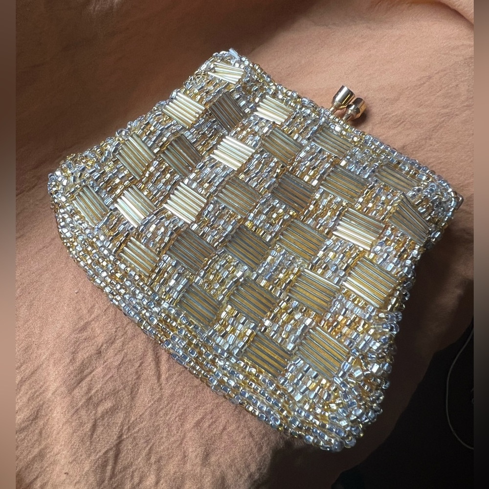 Vintage beaded clutch - Picture 1 of 7